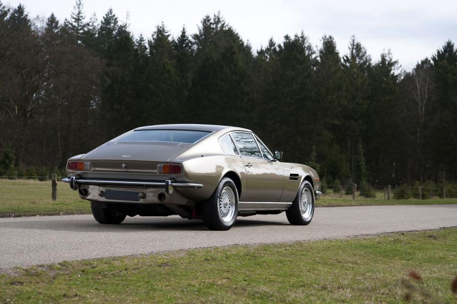  Aston Martin V8 (Series III) 1973 года  (WW) (фото 4 из 4)